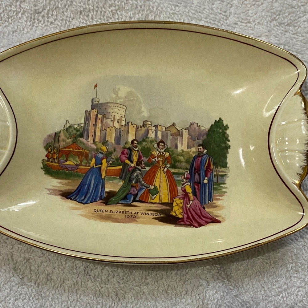 Vintage Decorative Dish with Queen Elizabeth at Windsor Scene